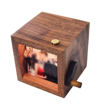 Drehender Holzfotohalter