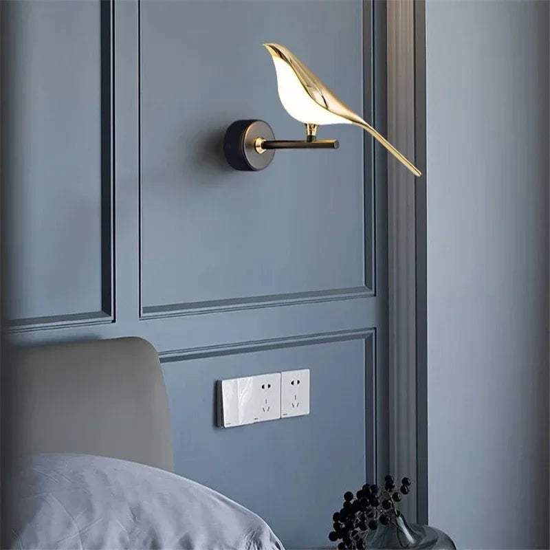 Golden Magpie Wall Lamp